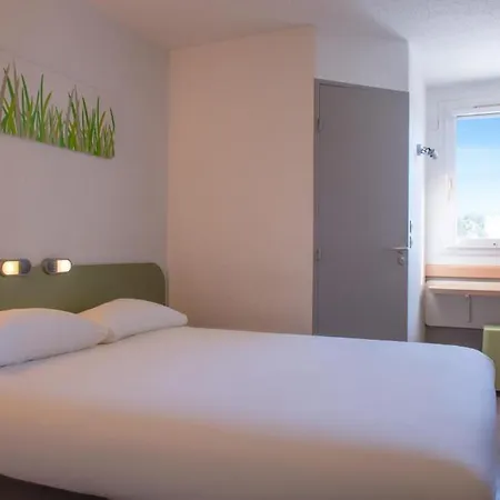 Hotel Ibis Budget Aeroport Marseille-provence Vitrolles (Bouches-du-Rhone)