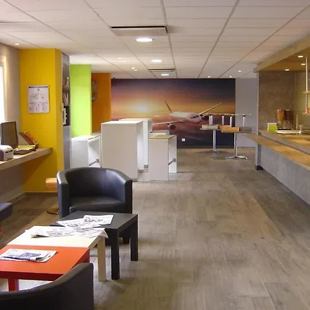 Ibis Budget Aeroport Marseille-provence Hotel 2*